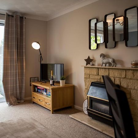 Green Lake House Bourton-on-the-Water ภายนอก รูปภาพ